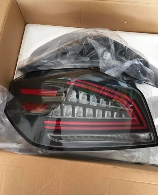 OLM Spec CR sequential taillights